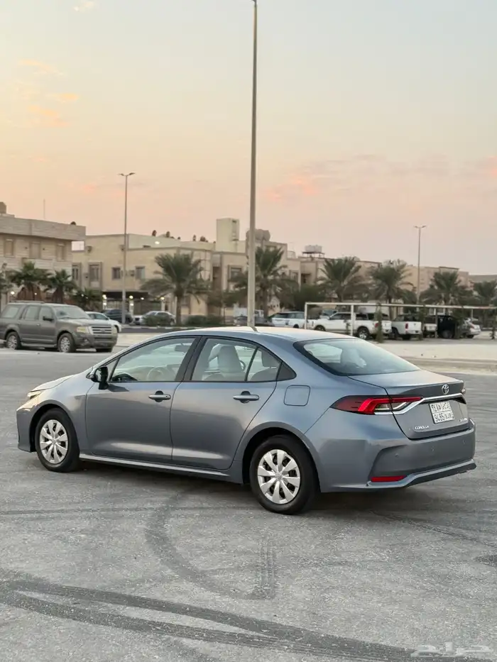 تويوتا كورولا 2022 سعودي قمه بنضافه 2.0 3