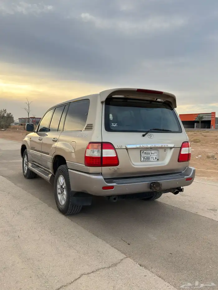 لاندكروزر 2006 VXR 6