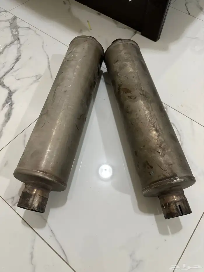 وسطيات كورسا الاصدر القديم 2.50تركب على دوج كرايسلر شالنجر 3