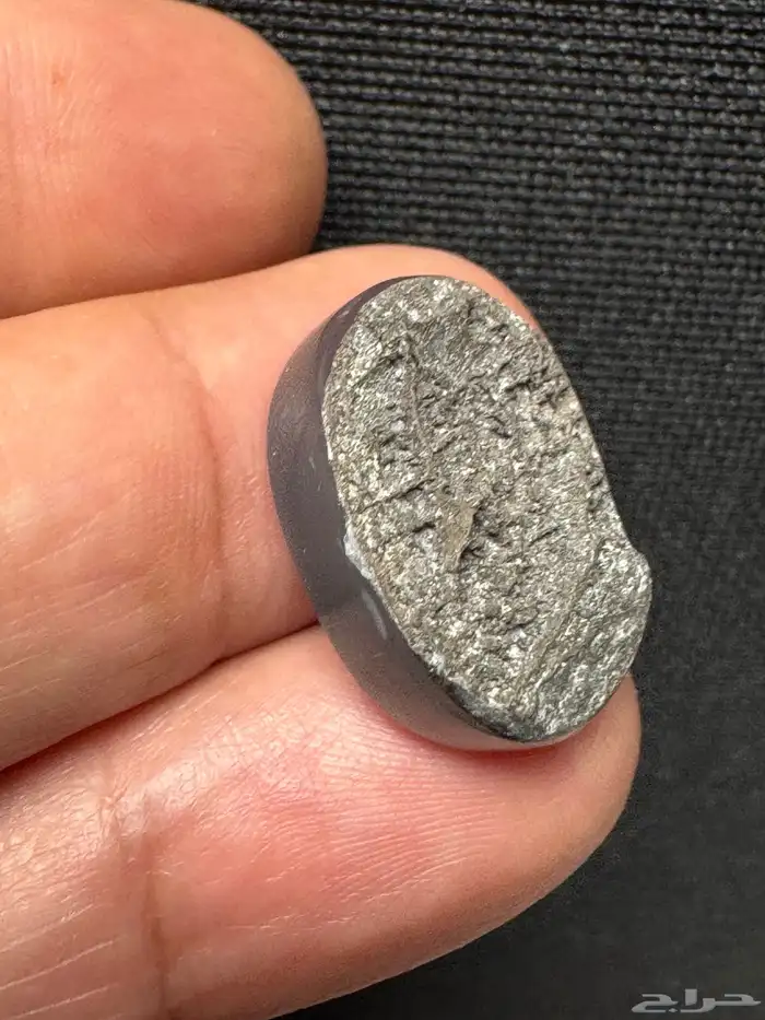 عقيق يماني أسود خام 6