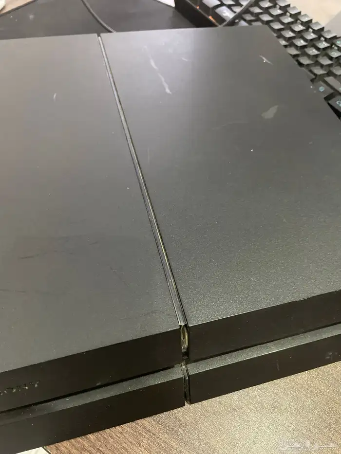 سوني 4 مع يد (انباع) 0