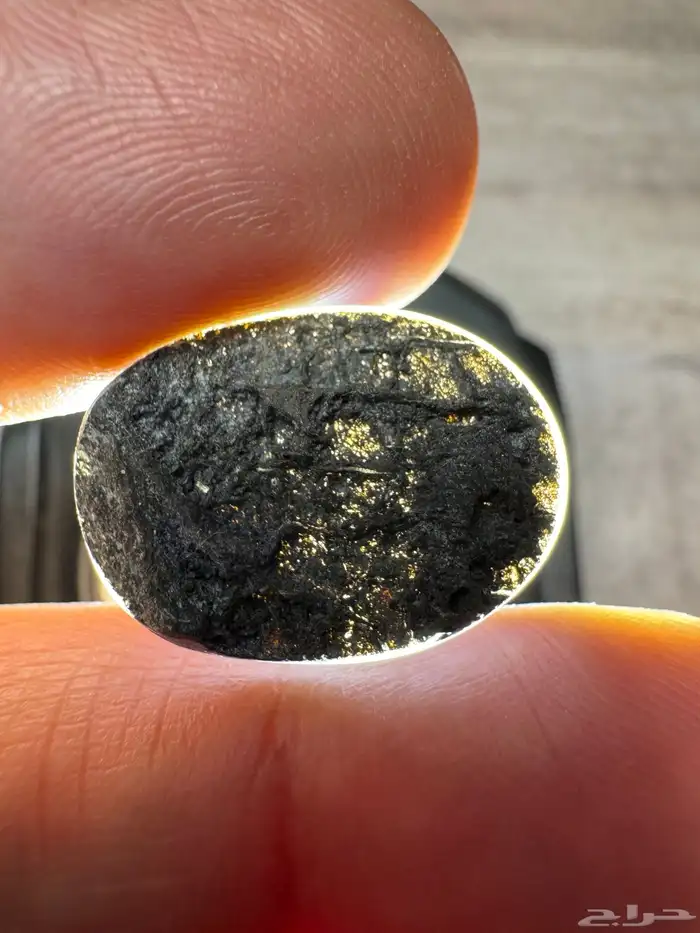 عقيق يماني أسود خام 15