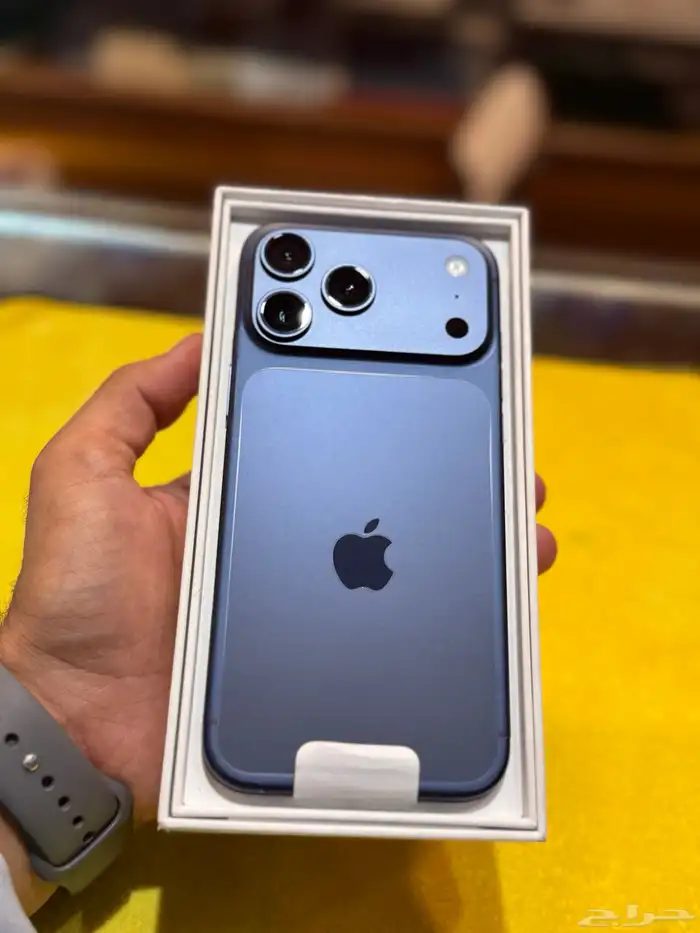 آيفون 17 برو ماكس جديد لم يستخدم بس انفك من الكرتون شرق اوس 0