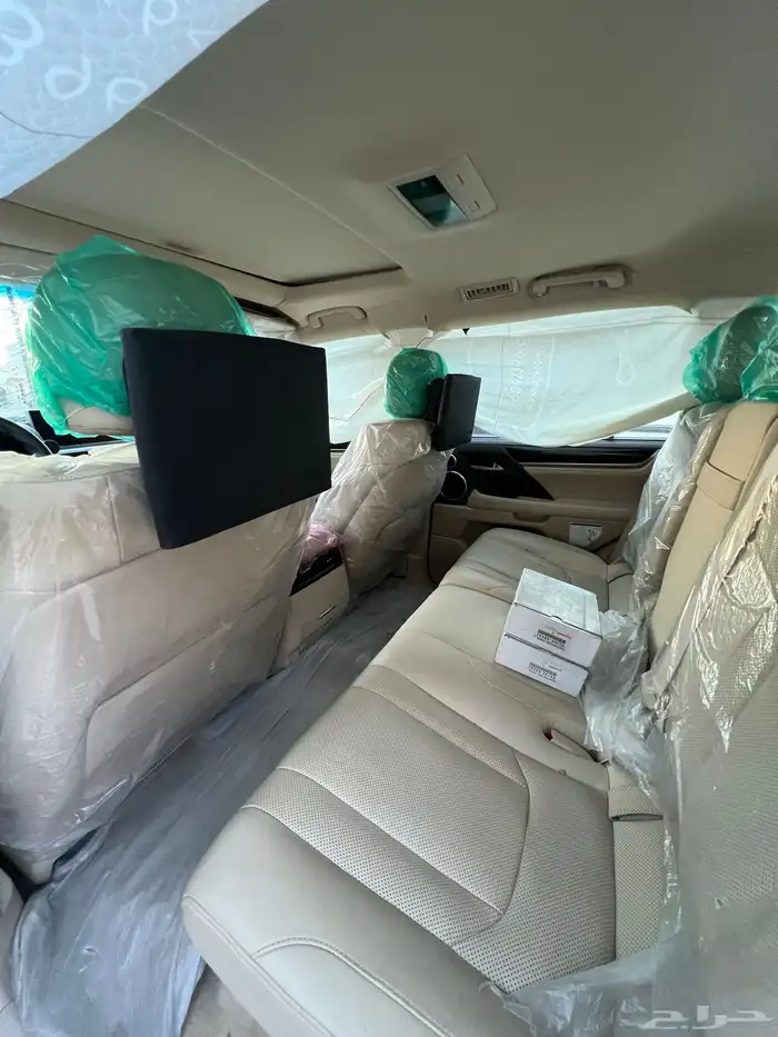 جيب لكزس 2019 ممشى قليل ومستخدم أول 8