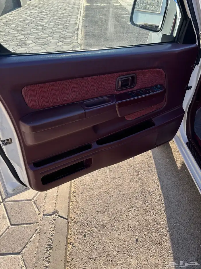 نيسان ددسن 2013 نظيف 25