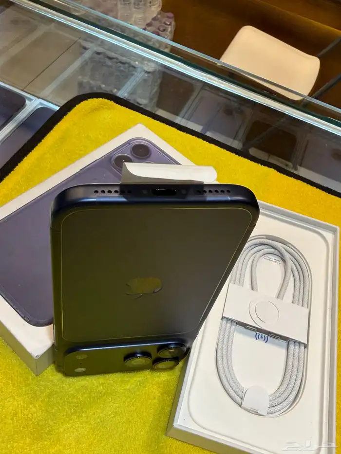 آيفون 17 برو ماكس جديد لم يستخدم بس انفك من الكرتون شرق اوس 10