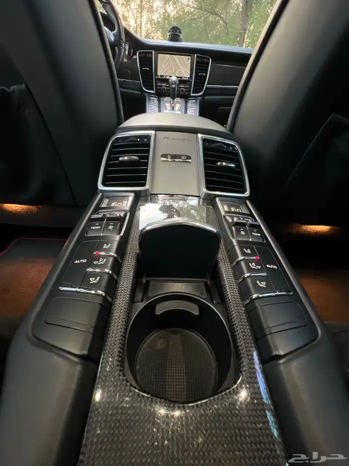 مخزن بورش باناميرا 4s 2012 عداد 54 الف كم فقط سماكو 34