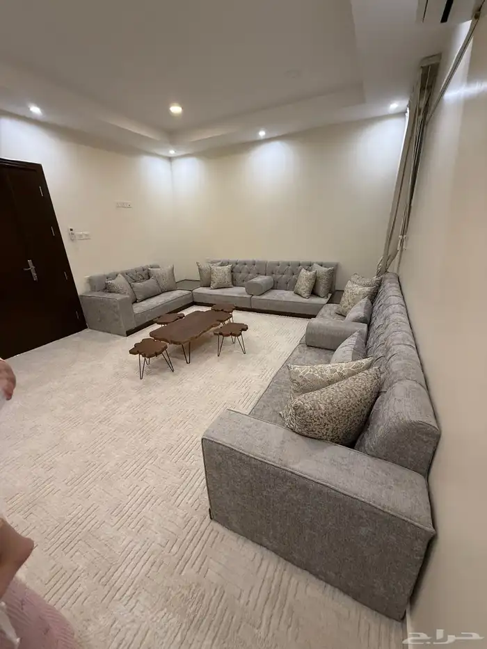 طقم مجلس رجال مع طاولات خدمه مجانا .. 5