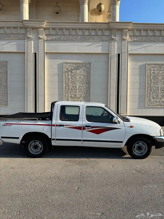 نيسان ددسن 2013 نظيف 14