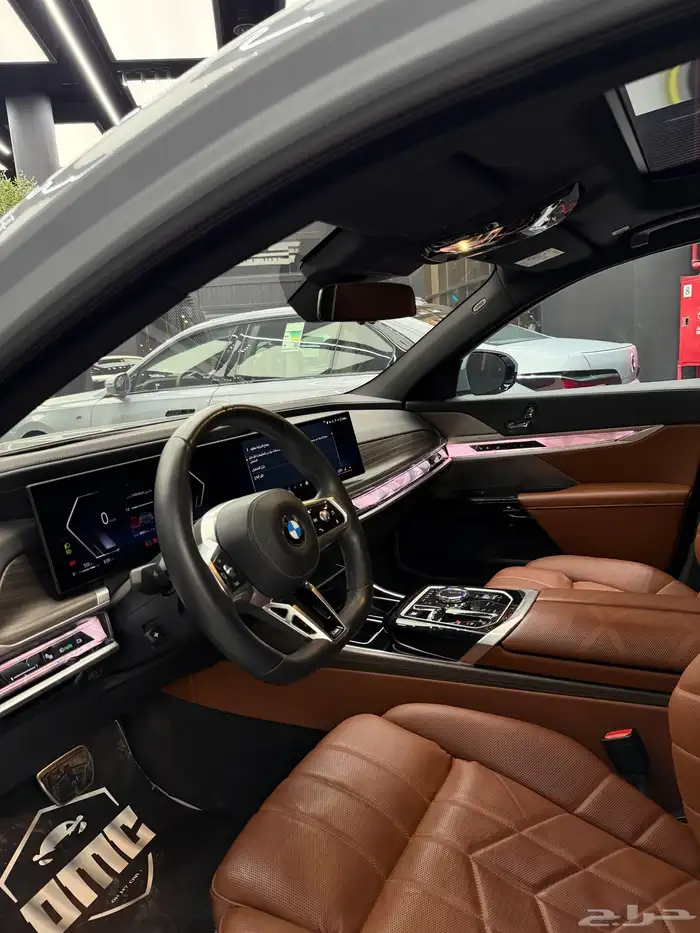 BMW 735 2025 كت ام عداد 18 الف فقط 3