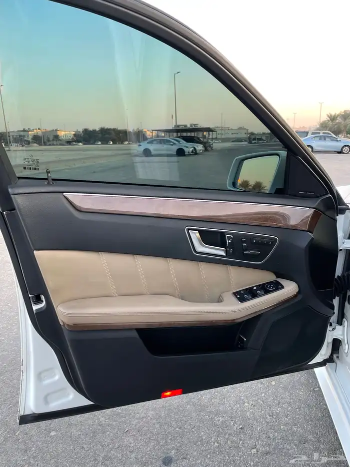 للبيع مرسيدس E350 مديل 2013 18