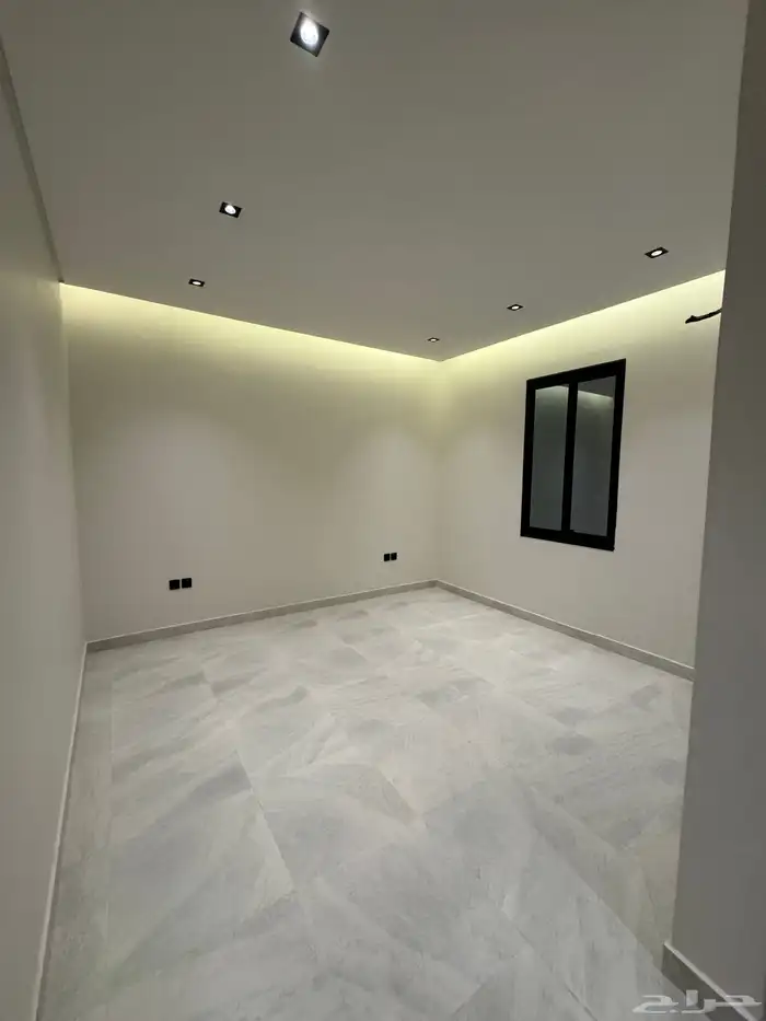 للبيع روف علوي دور ثاني مع ملحق تشطيب vipبحي الوسام 16