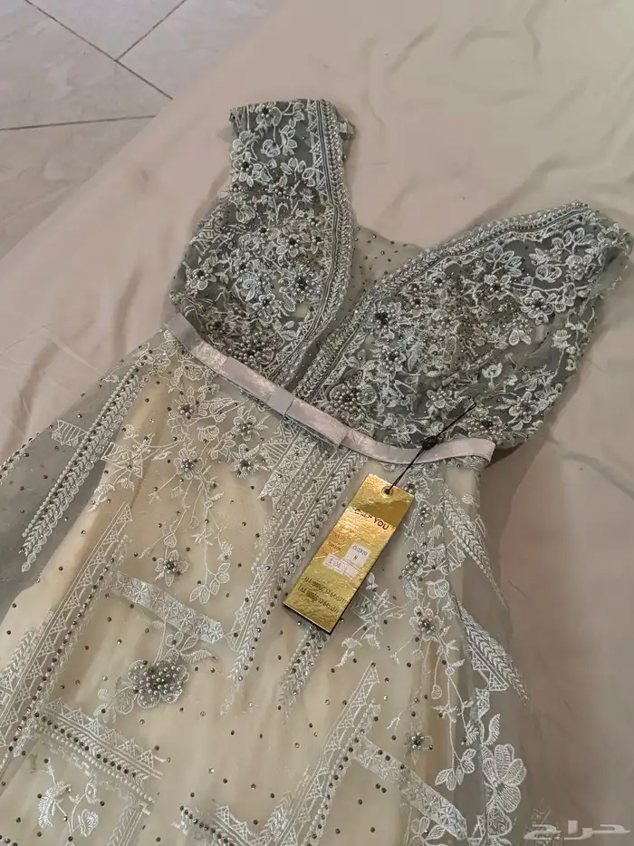 فستان للبيع جديد 1