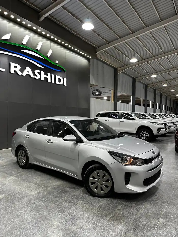 كيا ريو 2019 فضي لدى معرض(عبيد الرشيدي) 7