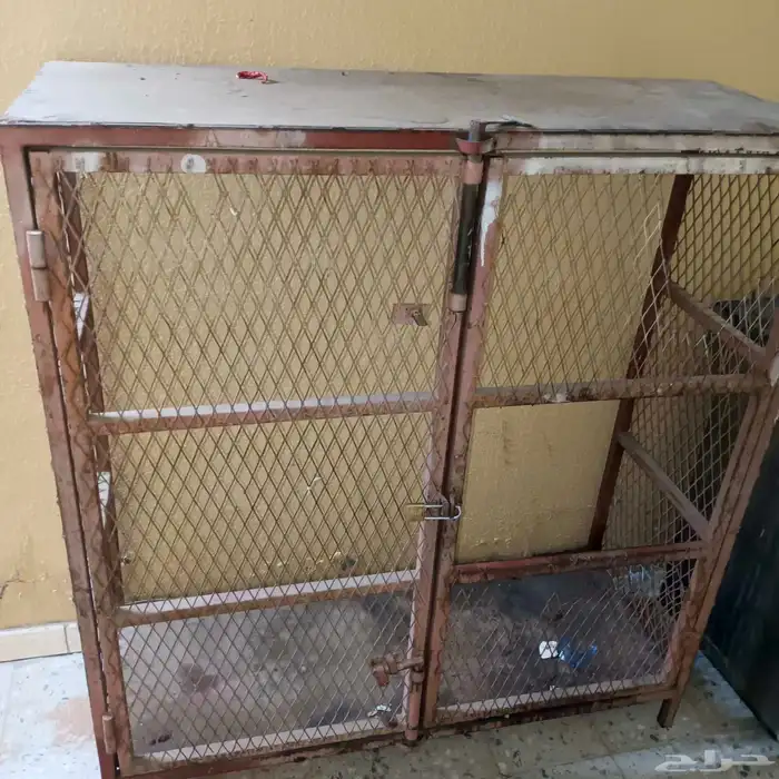 للبيع شبك حديد وزنه 30 كليو او 40 كليوسخان واثنين فرن وثلاجه 0