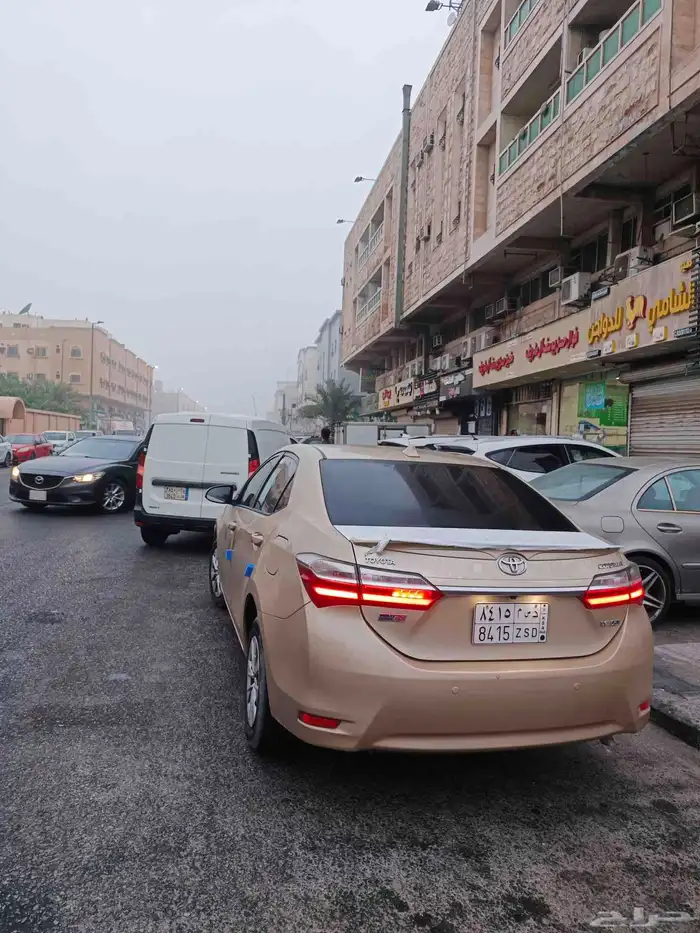 كورولا 2018 ذهبي 0