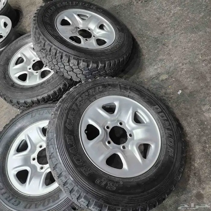 جنوط ديازل جيب لاندكروزر مع كفرات لبنه اخت الجديد 245 75 17 4