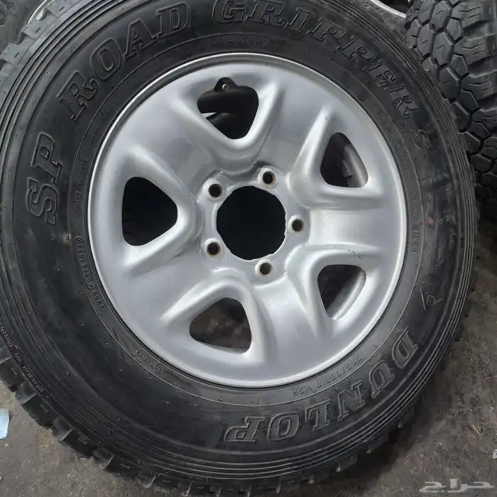 جنوط ديازل جيب لاندكروزر مع كفرات لبنه اخت الجديد 245 75 17 5