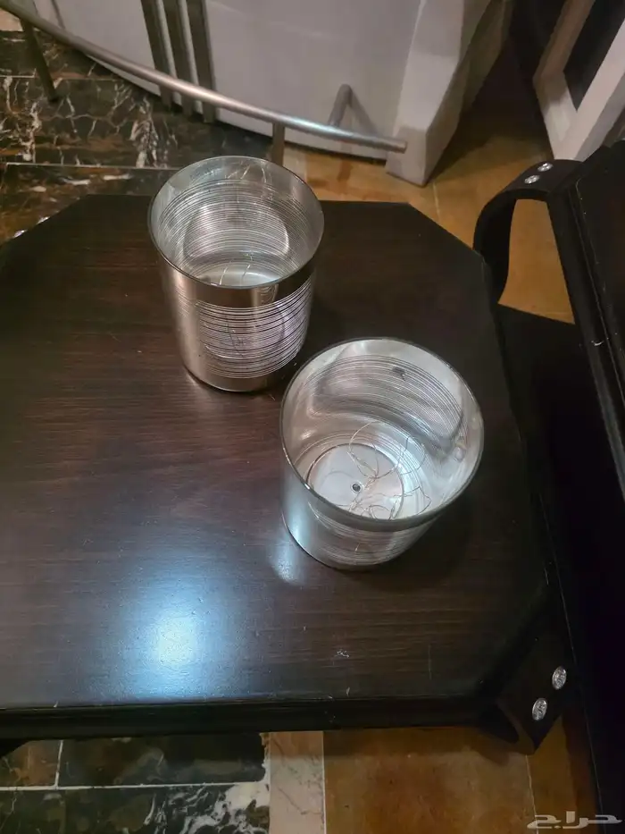 طاولات ولوحات وفازات 2