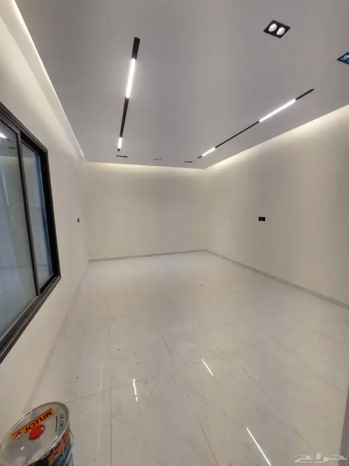 للبيع شقه تمليك أرضية مخطط 71 جديدة حواش وكراج مدخل خاص 3