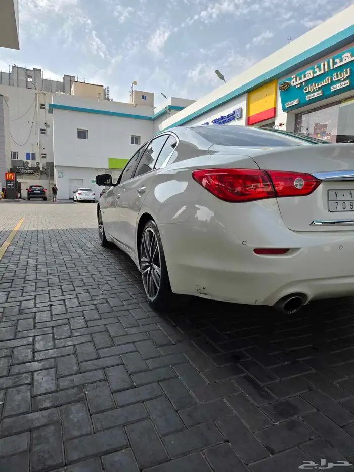 انفنتي Q50 Red Sport 400  2017 30