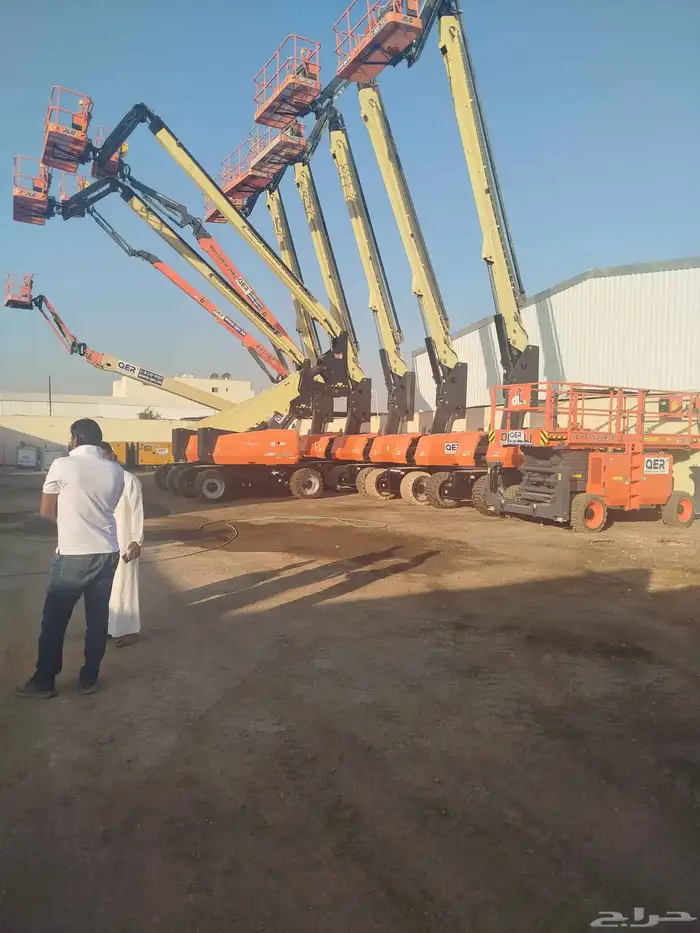 سيزر لفت للايجار  رافعات شوكية للايجار  مان لفت للايجار 9