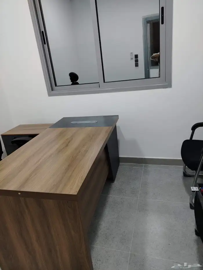 تركيب أثاث مكتبي ومنزلي مكاتب غرف النوم الدواليب الكراسي وغي 0