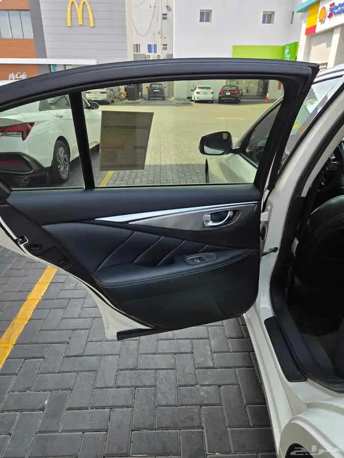 انفنتي Q50 Red Sport 400  2017 18