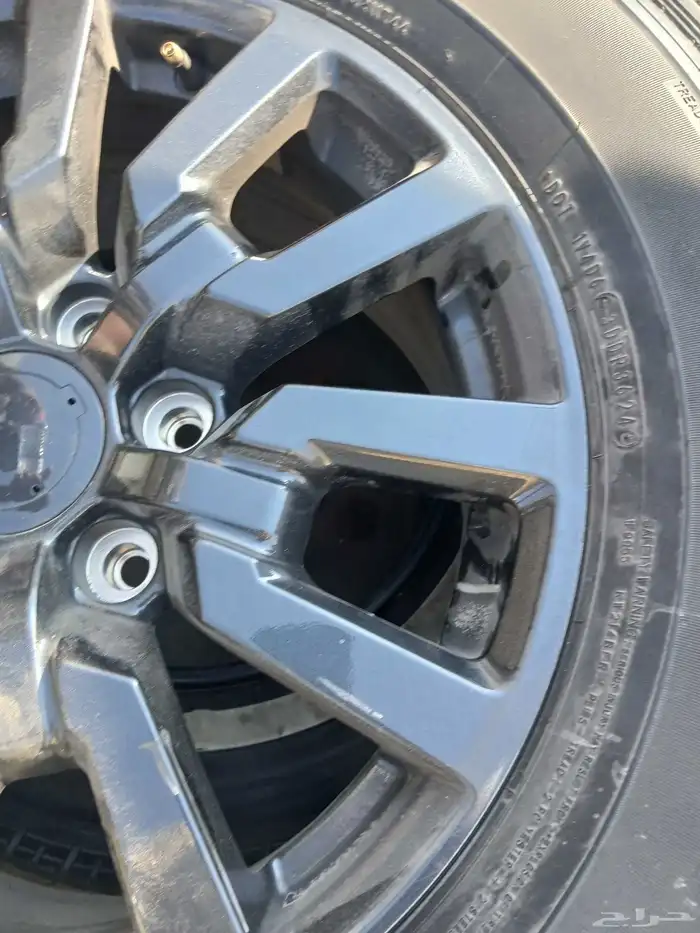 tyre .265 .70..18 .dunlop..2024 1