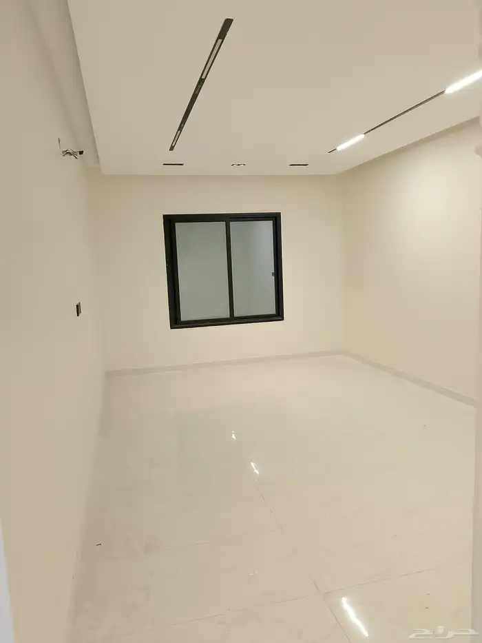 للبيع شقه تمليك دور الأول حي احد جديده بالدمام 5 غرف 660 الف 6