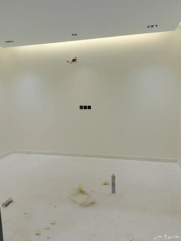 للبيع شقه تمليك دور الأول حي احد جديده بالدمام 5 غرف 660 الف 10