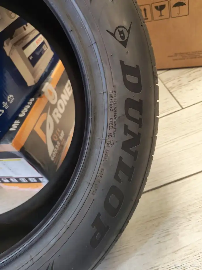 كفرات دنلوب 215.55.17 اليابانية 2024 9