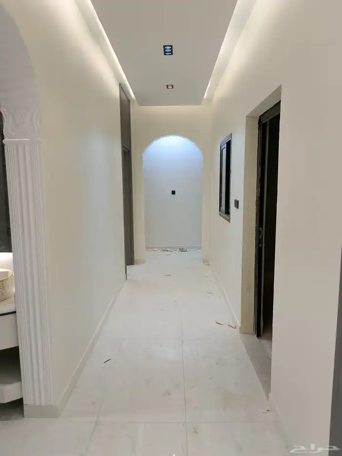 للبيع شقه تمليك دور الأول حي احد جديده بالدمام 5 غرف 660 الف 8