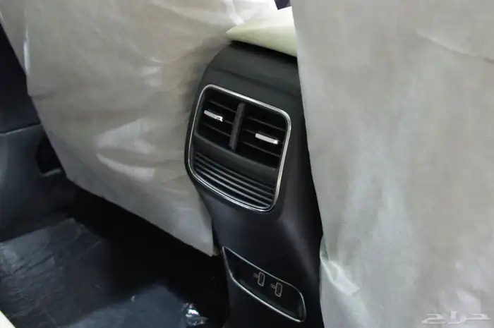 ام جي RX5 نص فل 2024 جديد اصفار بسعر مناسب 6