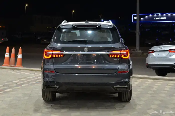 ام جي RX5 نص فل 2024 جديد اصفار بسعر مناسب 2