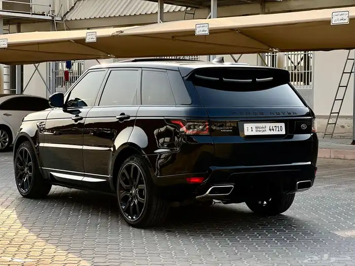 رنج روفر سبورت خليجي 2021 موجودة بدبي 10