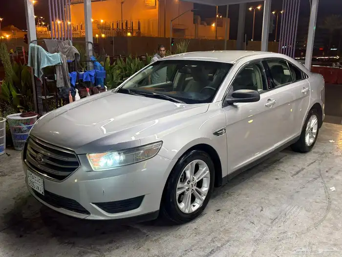 فورد تورس للبيع 2013 نظيف 2