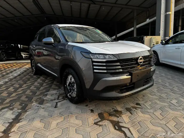 نيسان كيكس 2025 10