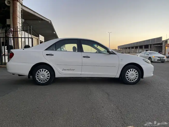 كامري مبيعات حكوميه 2006نظيف 1