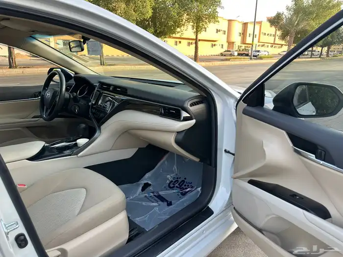 كامري 2020 نظيف LE 14