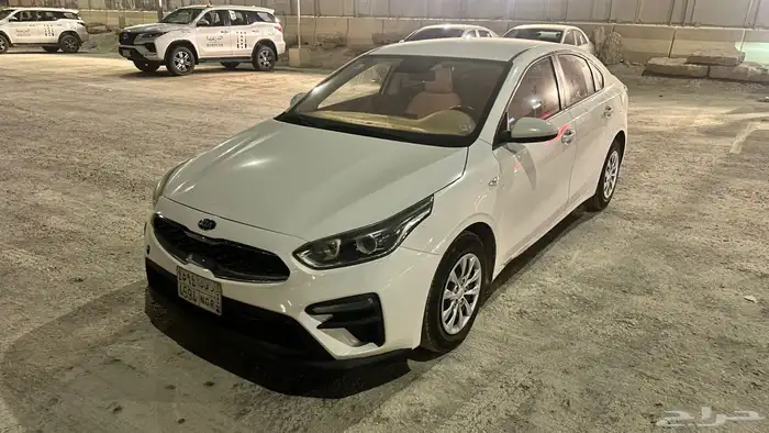 كيا سيراتو 2020 نضيف 11