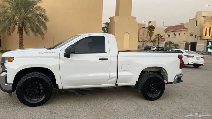 شفرولية سلفرادو 8