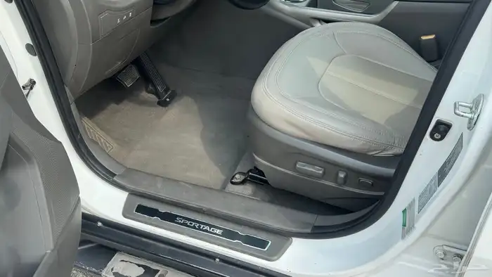 كيا سبورتاج 2016 اعلى فئه 44