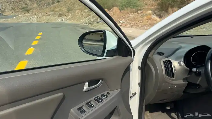 كيا سبورتاج 2016 اعلى فئه 41