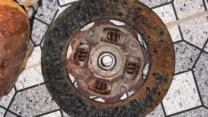 قطع لكزس للبيع 1