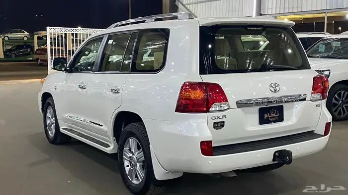 جيب لاندكروزر 2015 ستين عام 4