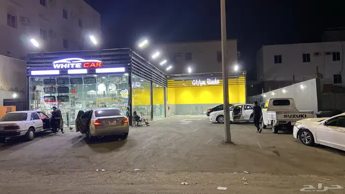 مركز خدمات سيارات للايجار ويمكن تغيير النشاط عند الايجار 0