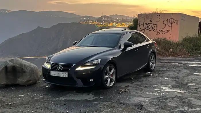 لكزس is350 ( وردة ) ( وكالة ) 2016 5