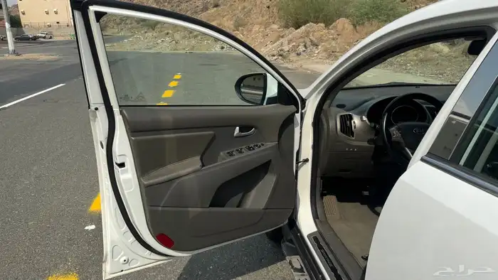 كيا سبورتاج 2016 اعلى فئه 40