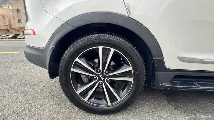 كيا سبورتاج 2016 اعلى فئه 77